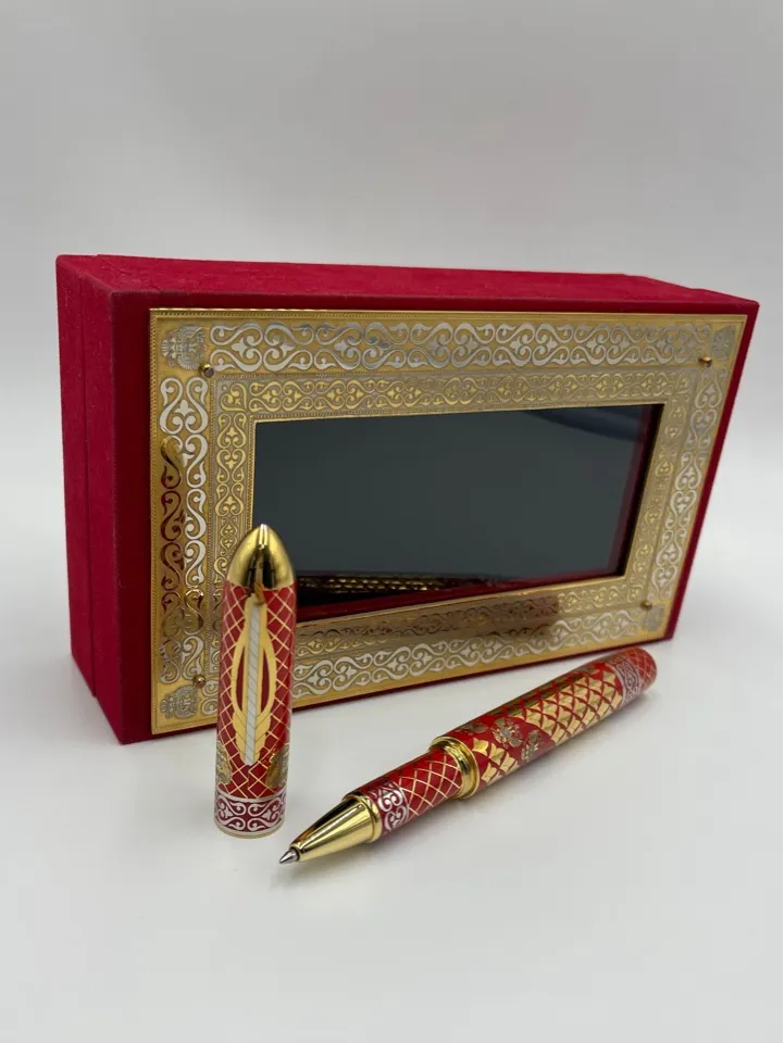 Ручка шариковая в футляре VIP, золото 999